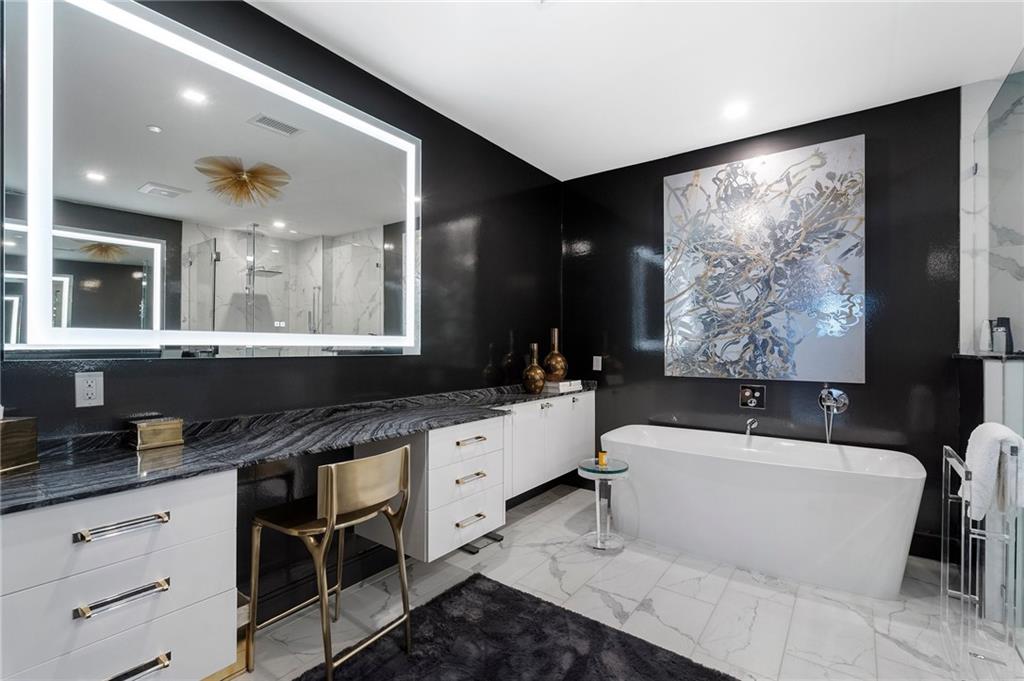 2520 Peachtree Road NW Unit 1202