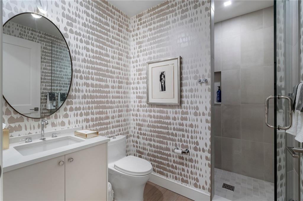 2520 Peachtree Road NW Unit 1202