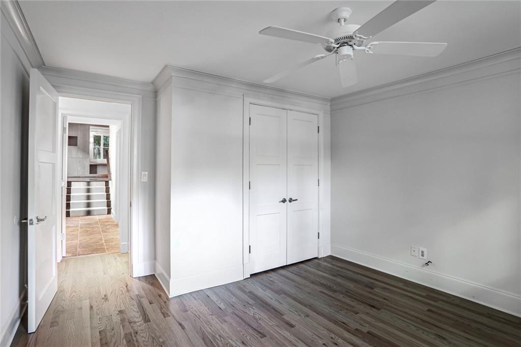 220 Huntington Road NE