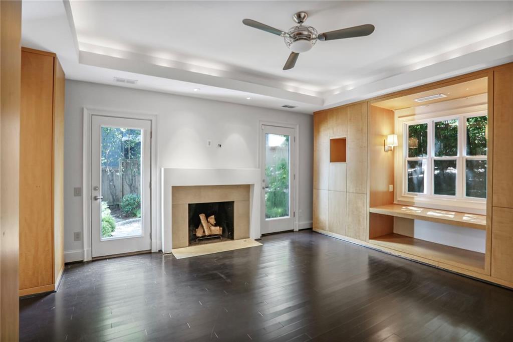 220 Huntington Road NE
