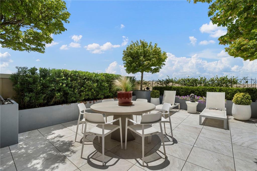 1820 Peachtree Street NW Unit 2002
