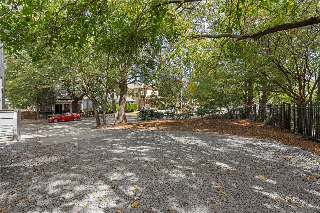 575 Highland Avenue NE