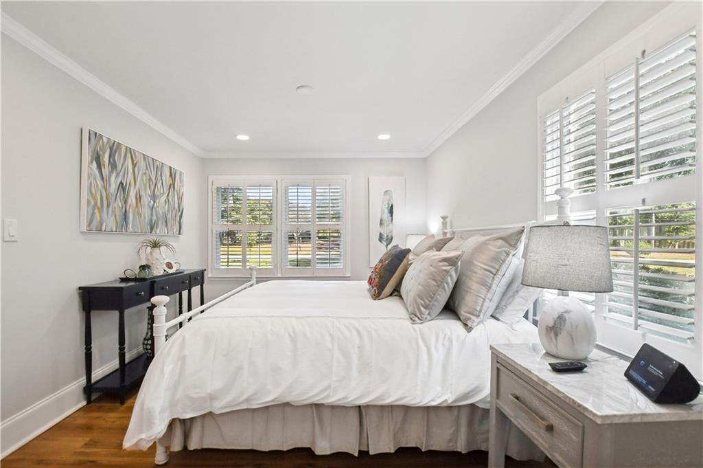 1845 Evergreen Lane