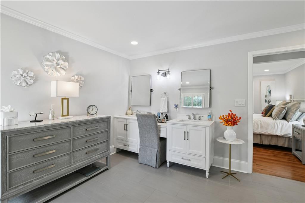 1845 Evergreen Lane