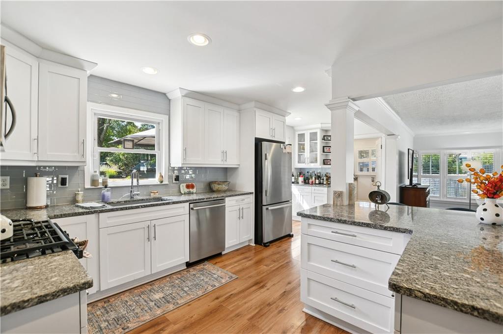 1845 Evergreen Lane