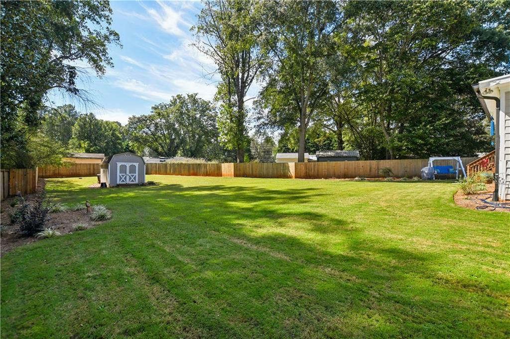1845 Evergreen Lane