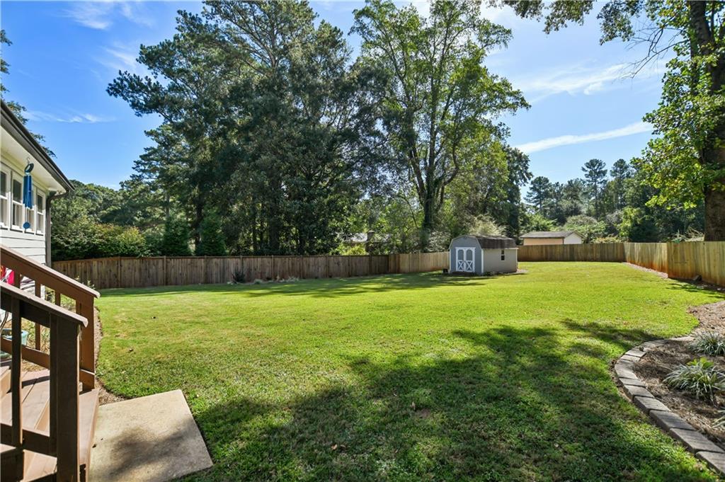 1845 Evergreen Lane