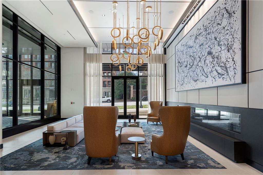 2425 Peachtree Road Unit 1806