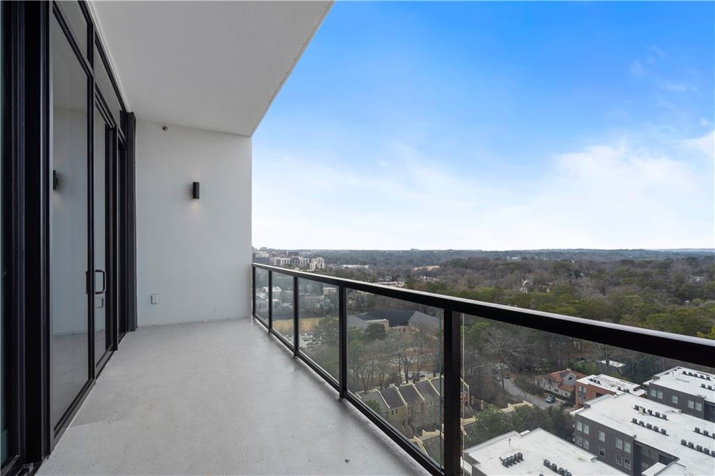 2425 Peachtree Road Unit 1806