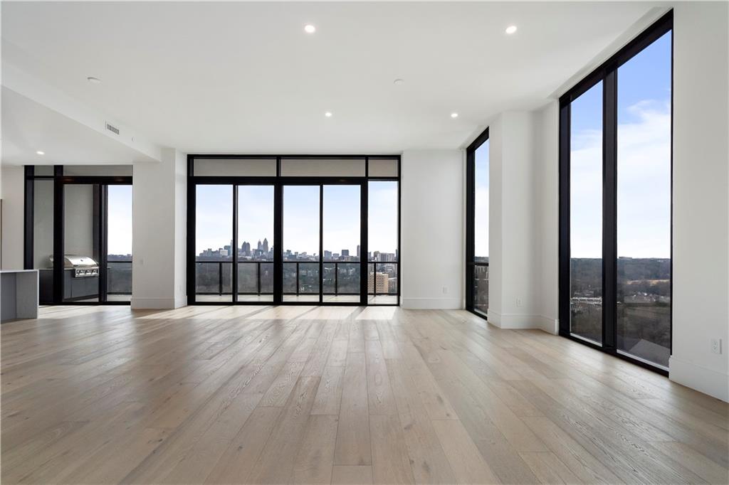 2425 Peachtree Road Unit 1806