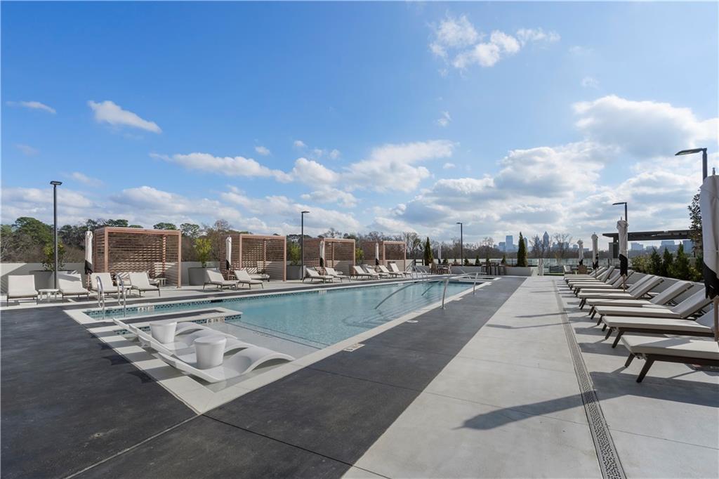 2425 Peachtree Road Unit 1806