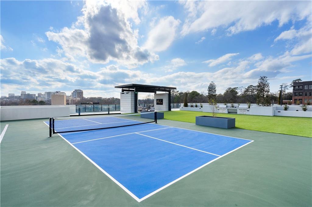 2425 Peachtree Road Unit 1806