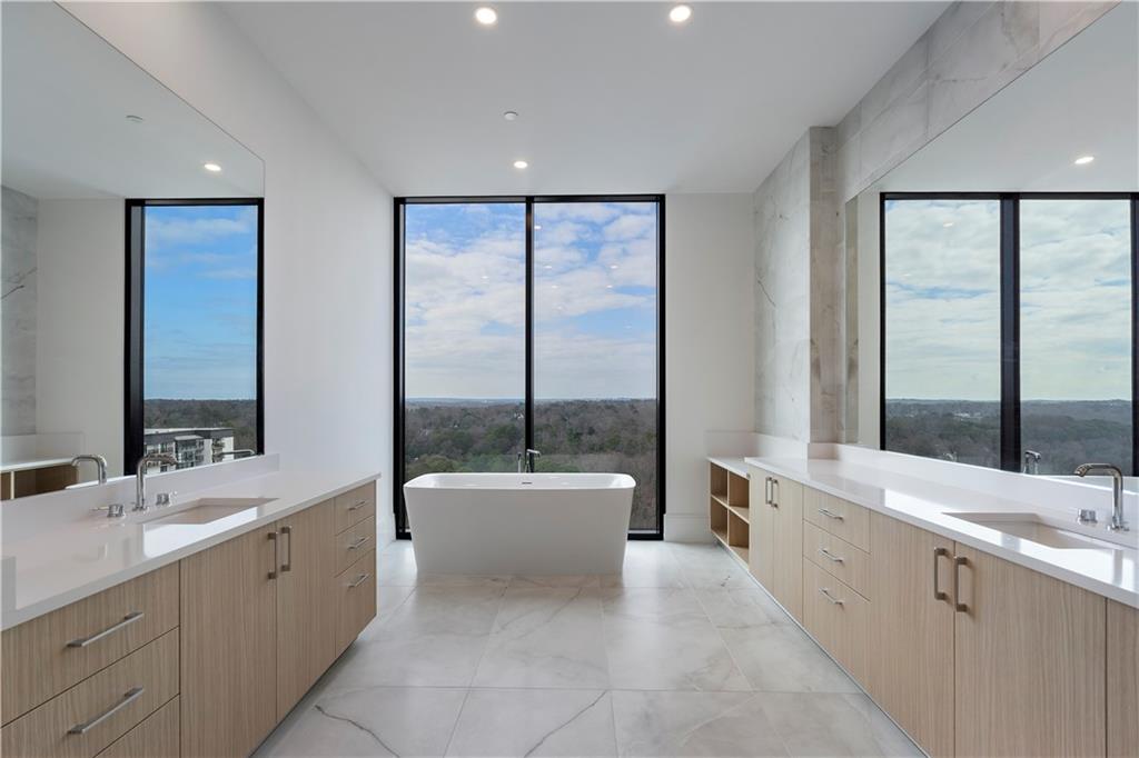 2425 Peachtree Road Unit 1806