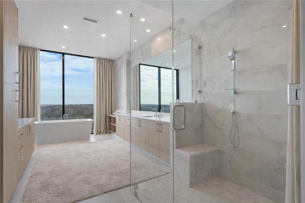 2425 Peachtree Road Unit 1806