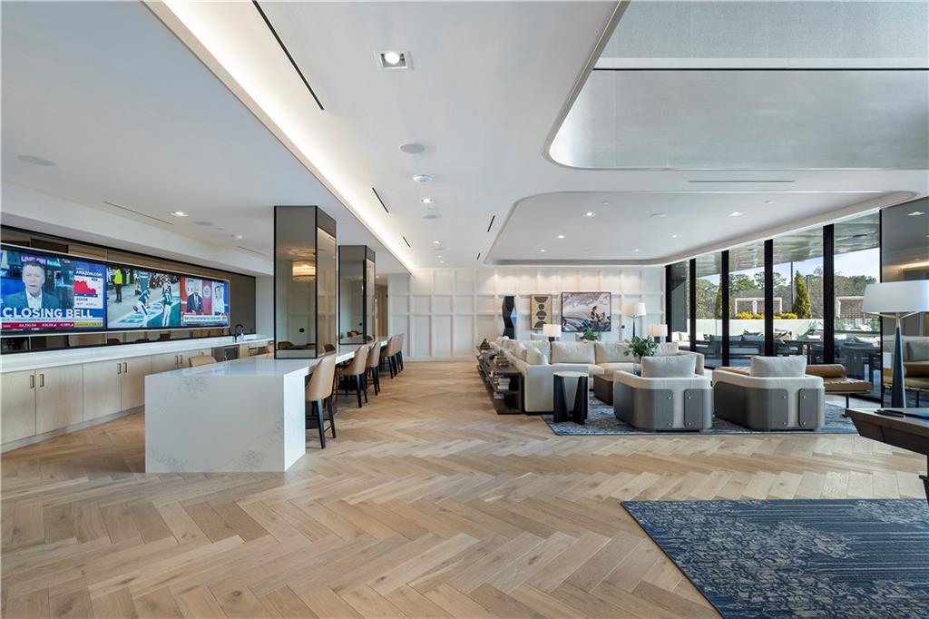 2425 Peachtree Road Unit 1806