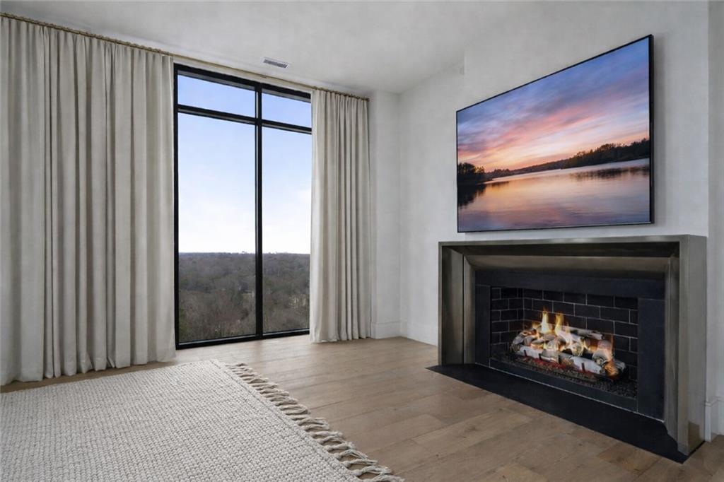 2425 Peachtree Road Unit 1806