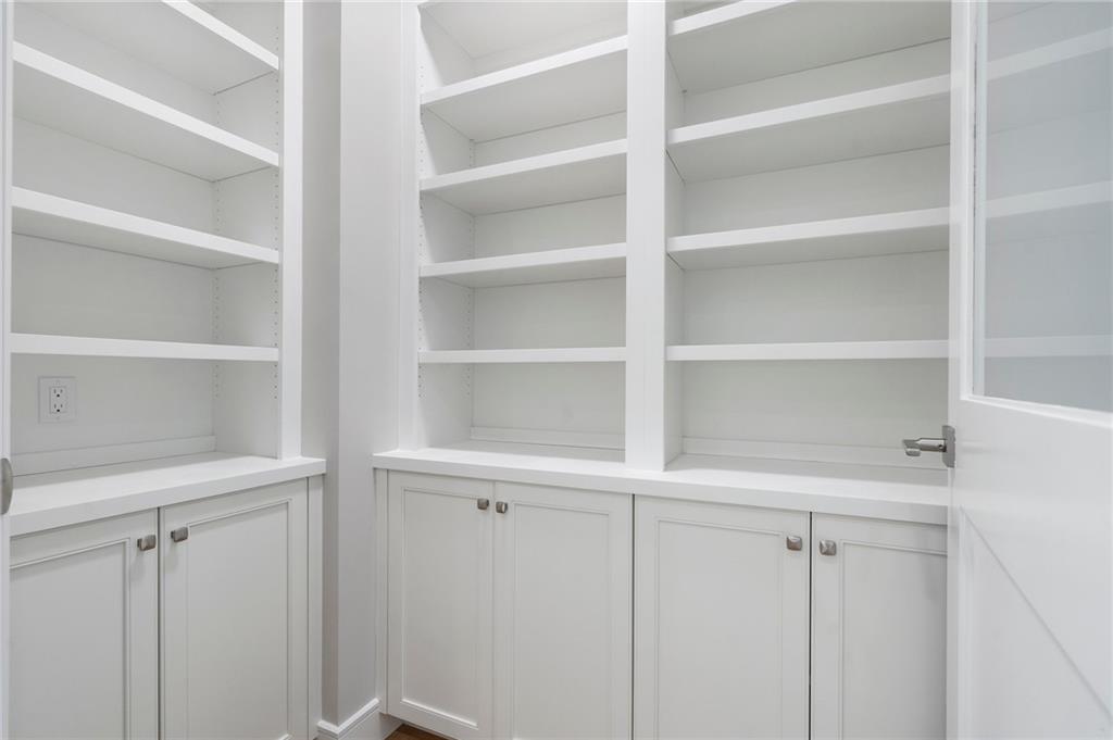 2520 Peachtree Road NW Unit 403