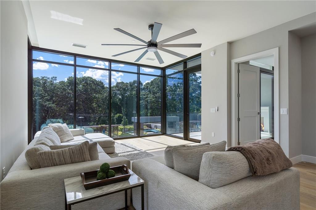 2520 Peachtree Road NW Unit 403