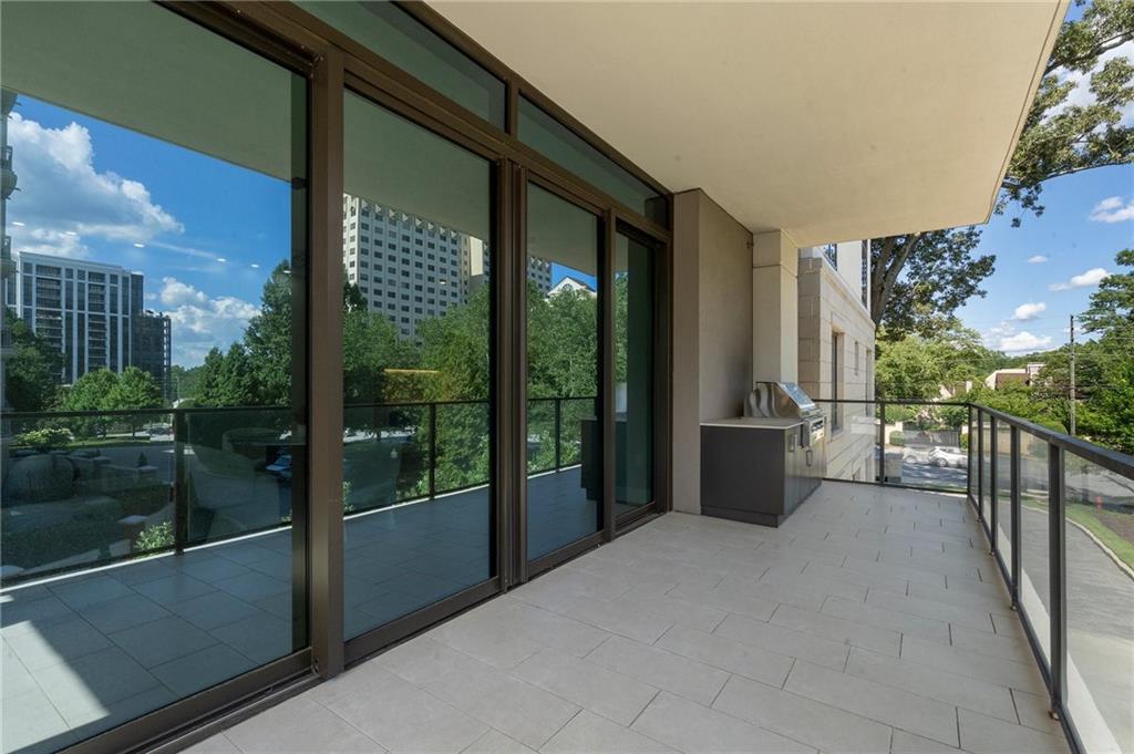 2520 Peachtree Road NW Unit 403