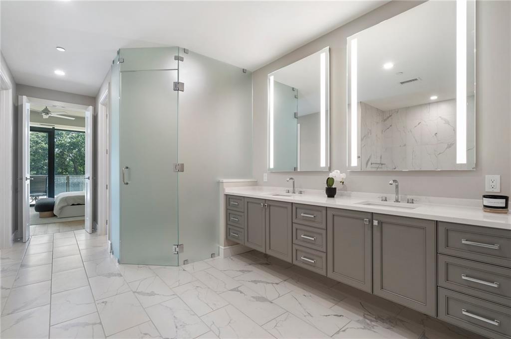 2520 Peachtree Road NW Unit 403