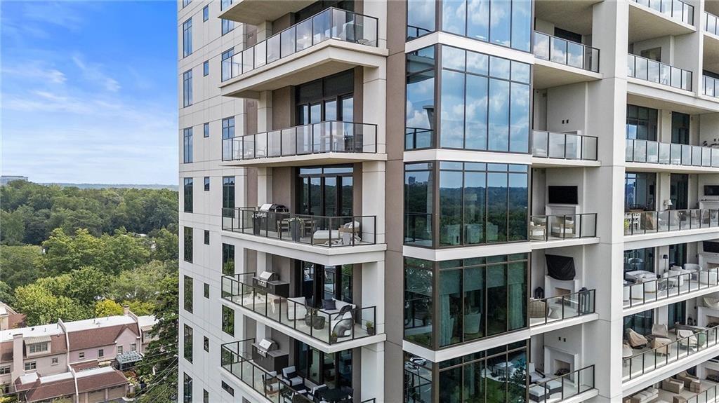 2520 Peachtree Road NW Unit 403