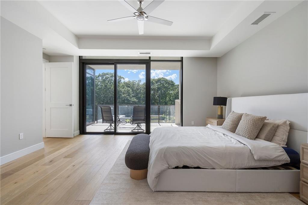 2520 Peachtree Road NW Unit 403