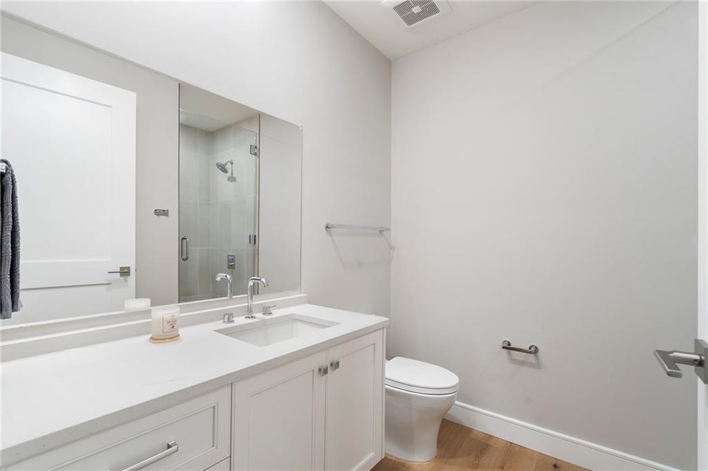 2520 Peachtree Road NW Unit 403