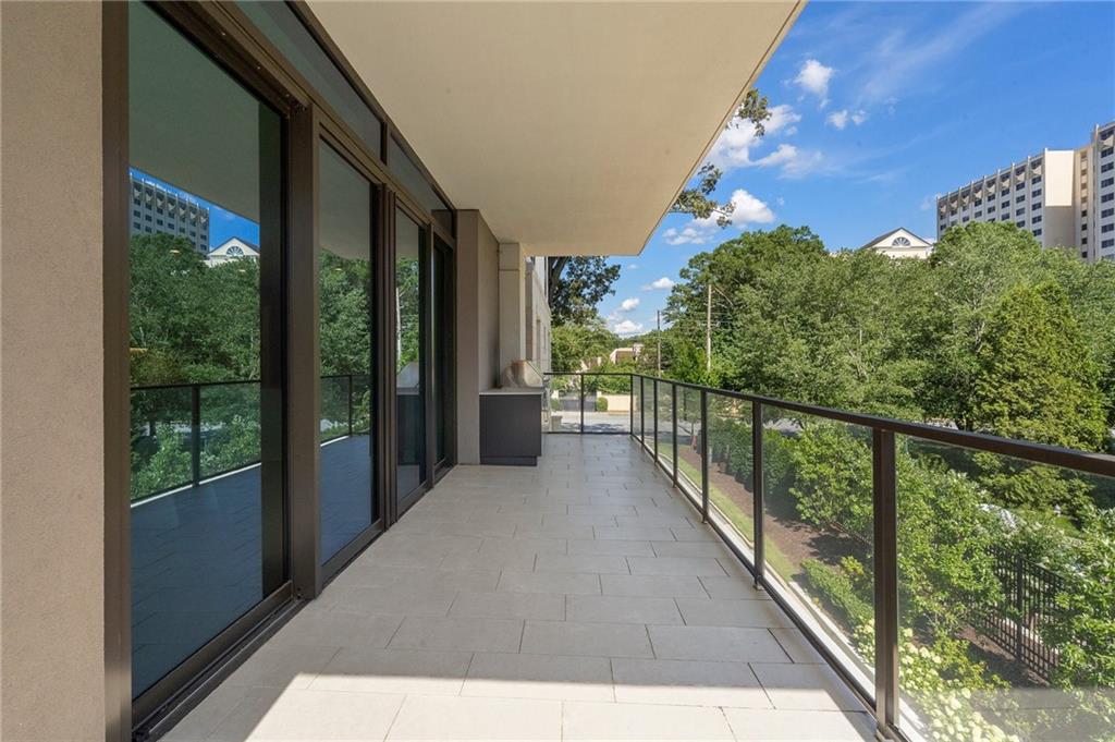 2520 Peachtree Road NW Unit 403