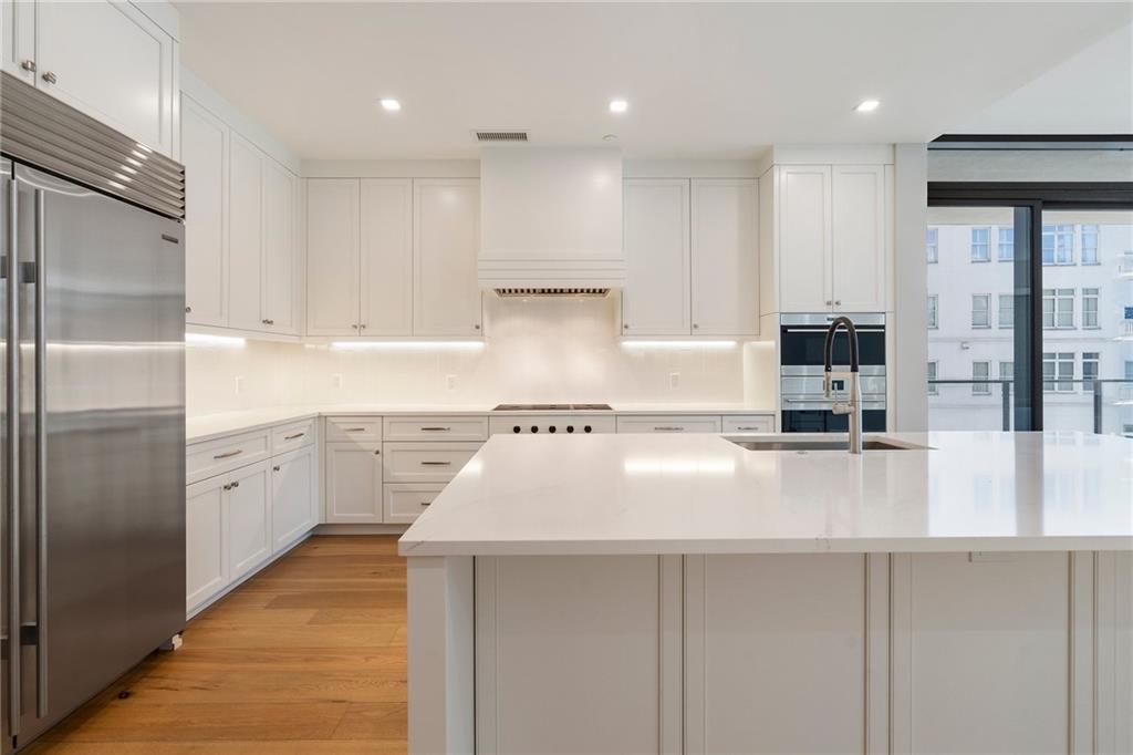 2520 Peachtree Road NW Unit 403