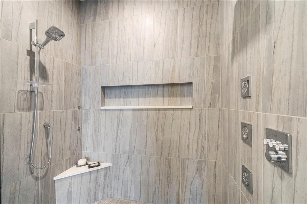 2520 Peachtree Road W Unit 1203