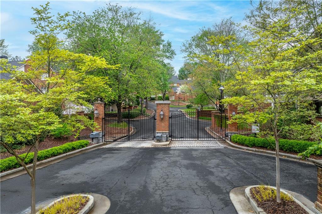 53 Paces West Drive NW