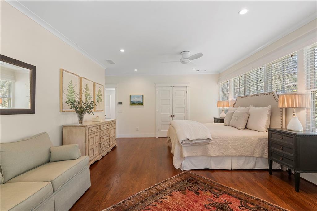 120 Peachtree Way NE