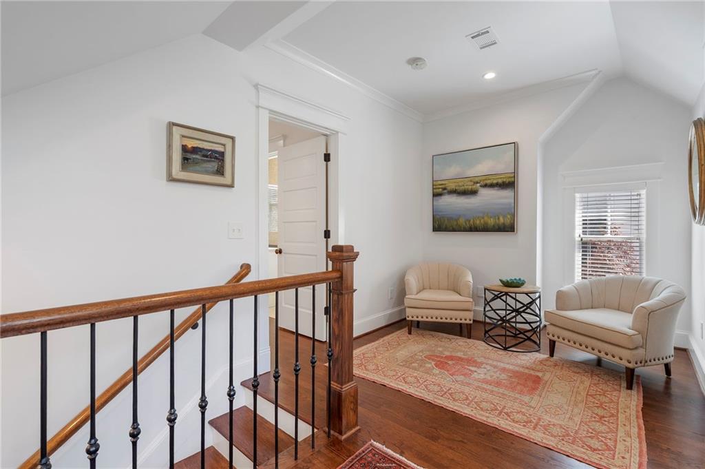 120 Peachtree Way NE