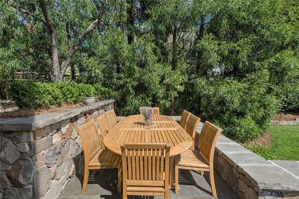 120 Peachtree Way NE