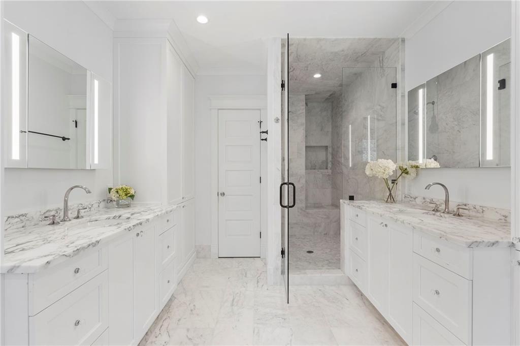 120 Peachtree Way NE