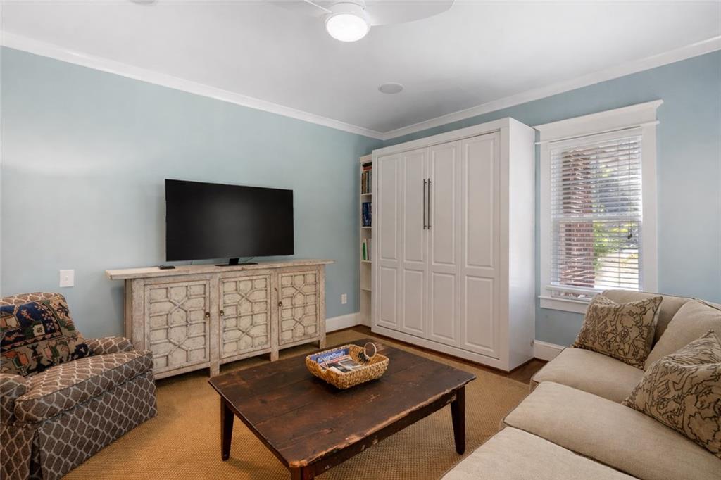 120 Peachtree Way NE