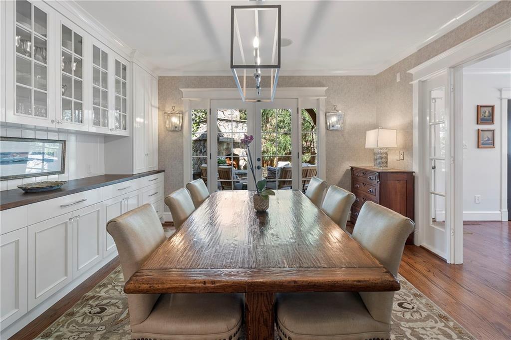 120 Peachtree Way NE