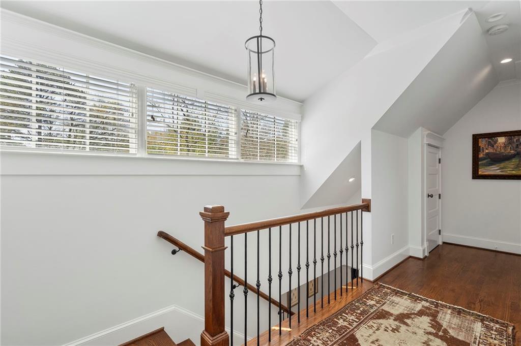 120 Peachtree Way NE