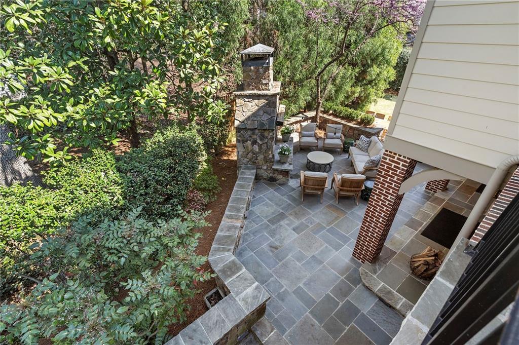 120 Peachtree Way NE