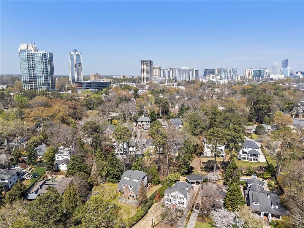 120 Peachtree Way NE