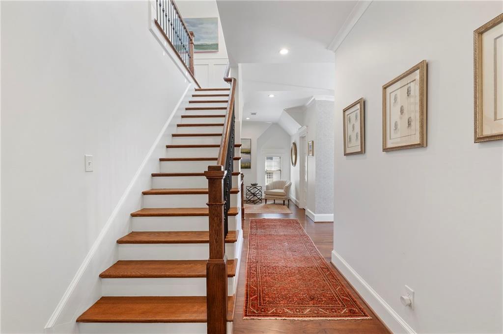 120 Peachtree Way NE