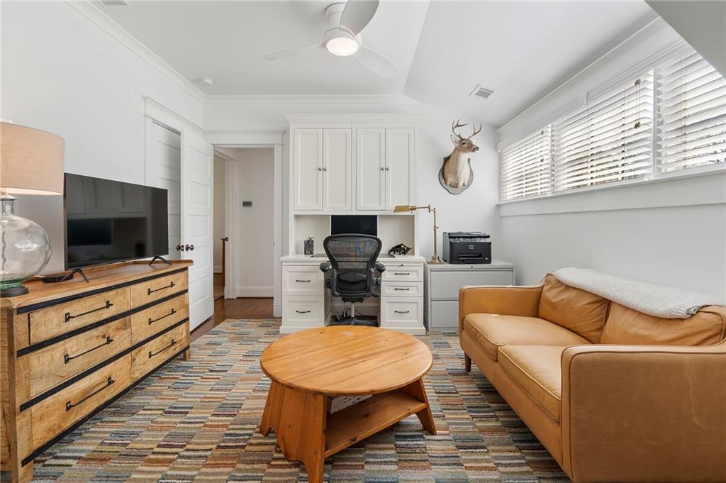 120 Peachtree Way NE