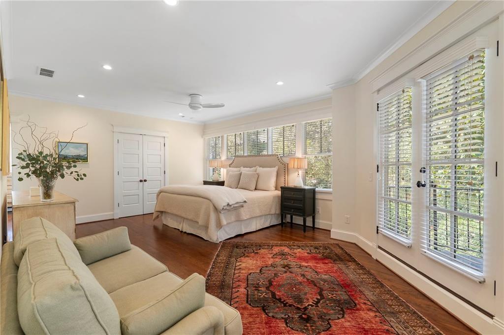 120 Peachtree Way NE