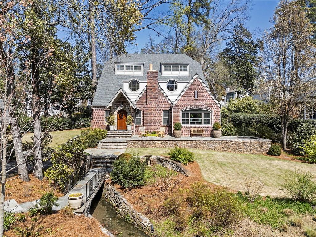120 Peachtree Way NE