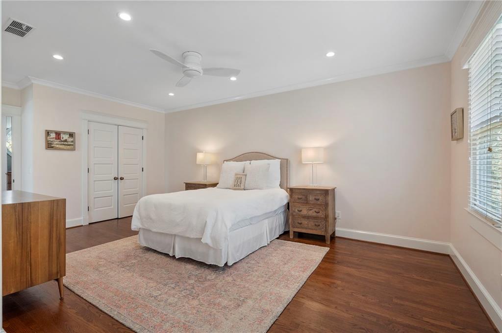 120 Peachtree Way NE