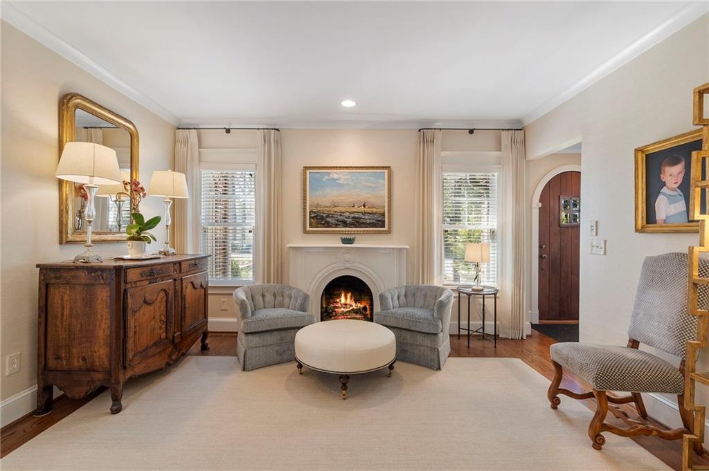 120 Peachtree Way NE