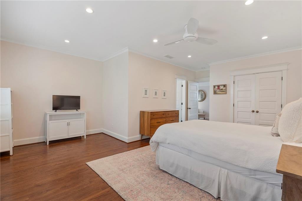 120 Peachtree Way NE