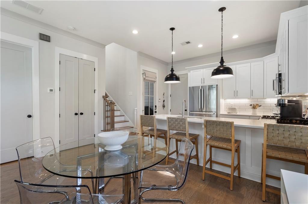 1053 Atlantic Drive NW Unit B