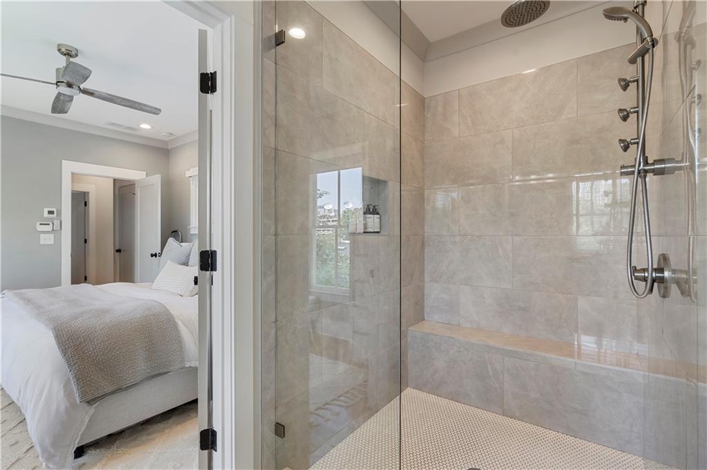 1053 Atlantic Drive NW Unit B