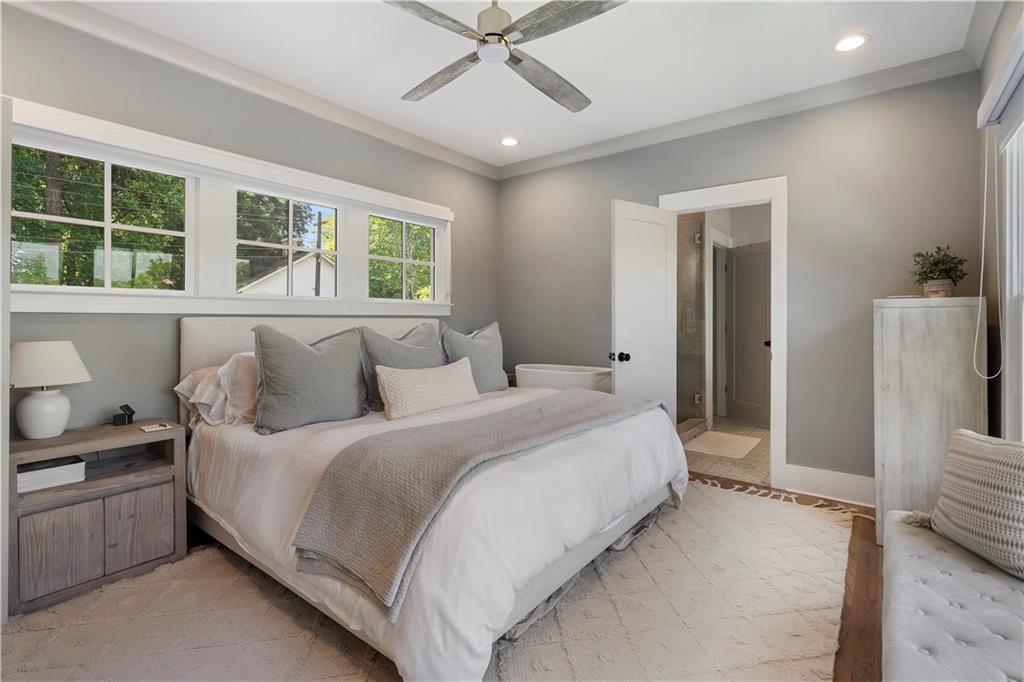 1053 Atlantic Drive NW Unit B